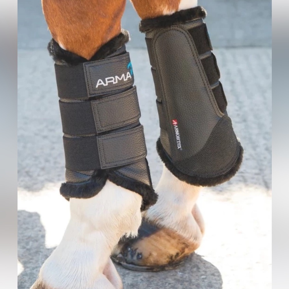 ARMA Fleece Lined Brushing Boots